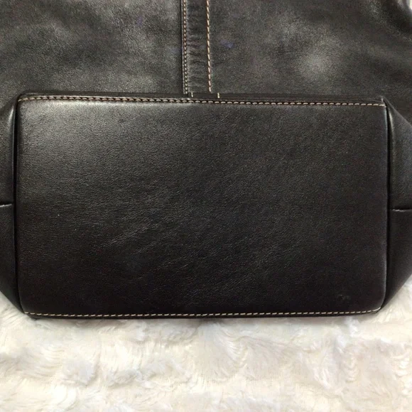 Coach Black Shoulder Bag - Picture 5 of 11